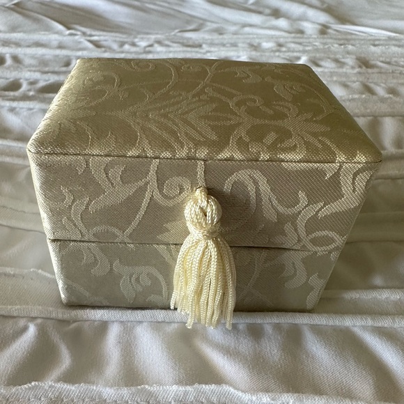 Miniature glass telephone w/gift box & “Keep In Touch” Poem | Perfect Condition - Picture 4 of 10